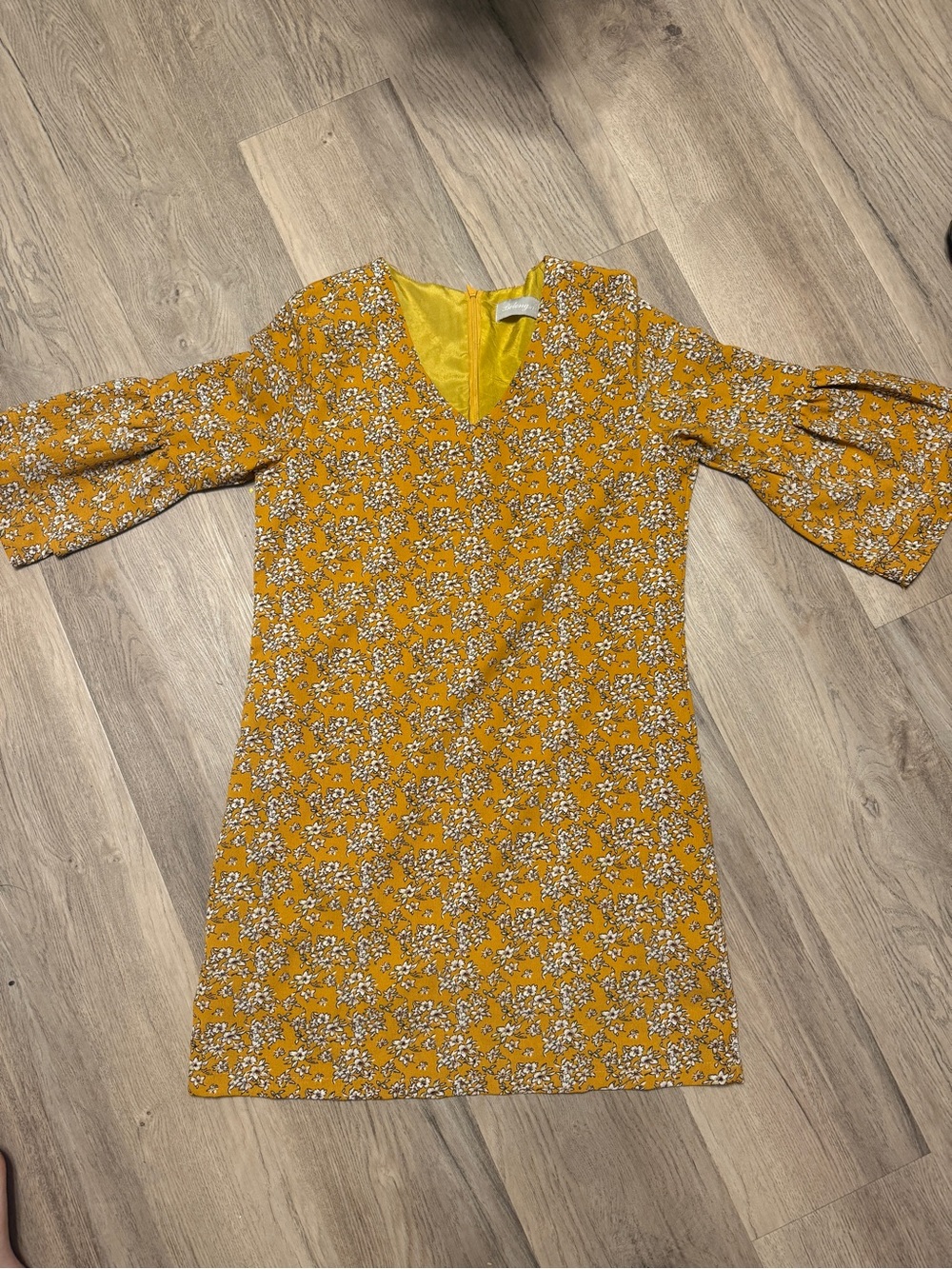 Women's Yellow Floral V-Neck Dress